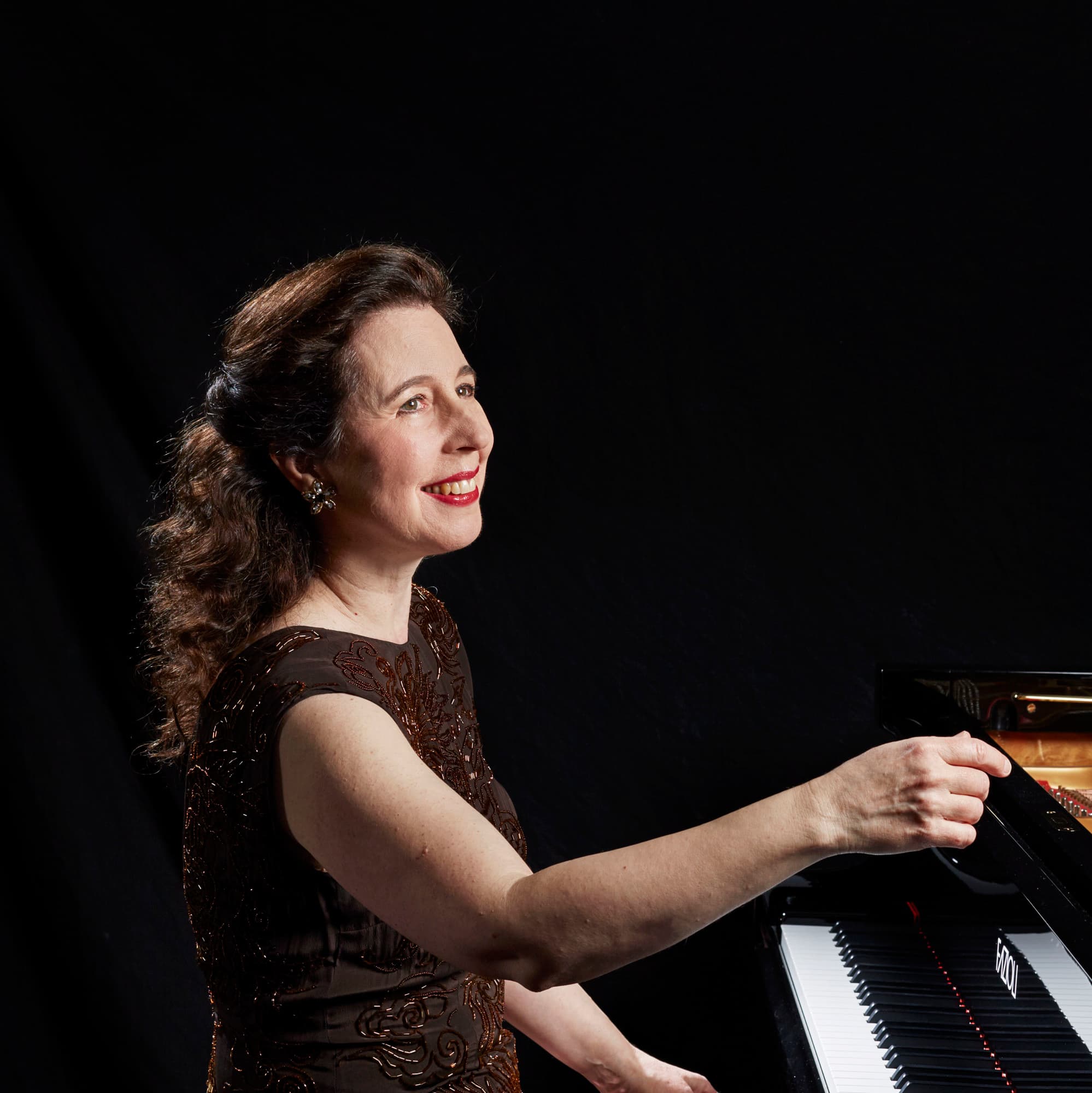 Pianist Angela Hewitt